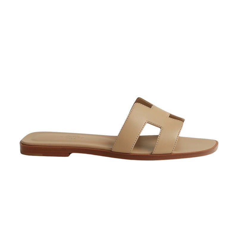 Untitled-design-9.jpg Hermes Oran Sandal Beige/Lin - Image 1