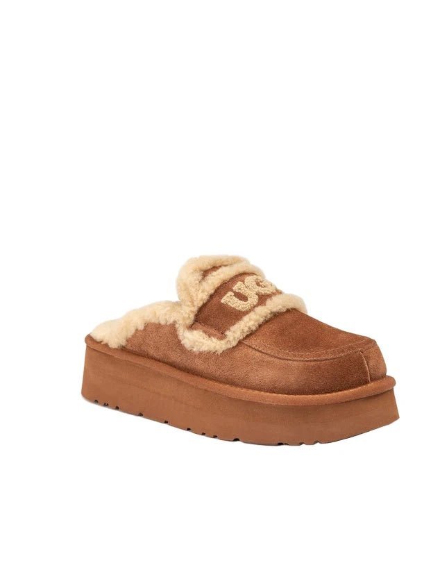 img_2985.jpeg UGG Violet Shearling
platform Slipper - Image 1