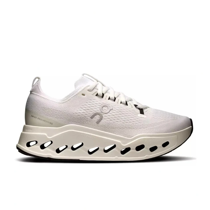 95884673-CA0B-4B3E-86CA-D73368A0E24E ON Cloudsurfer Max 'Triple White' - Image 1